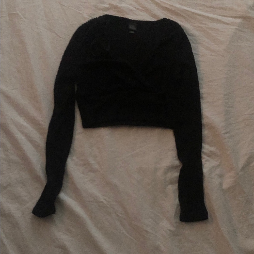 Wild Fable Black Ribbed Long Sleeve Crop Top | Stretchy Fit